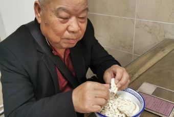 Guoyuanzhailaomijia(beiguangjijiedian) User Photo