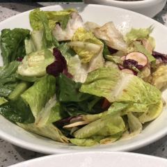 The Legend Bistro 여행 사진