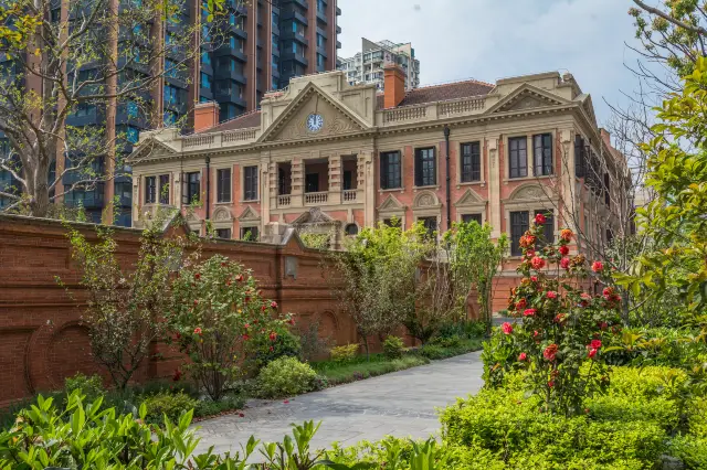 Republic of China Architecture Tour in Shanghai