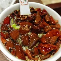 Cuihua Stone Pot Restaurant with Local features User Photo