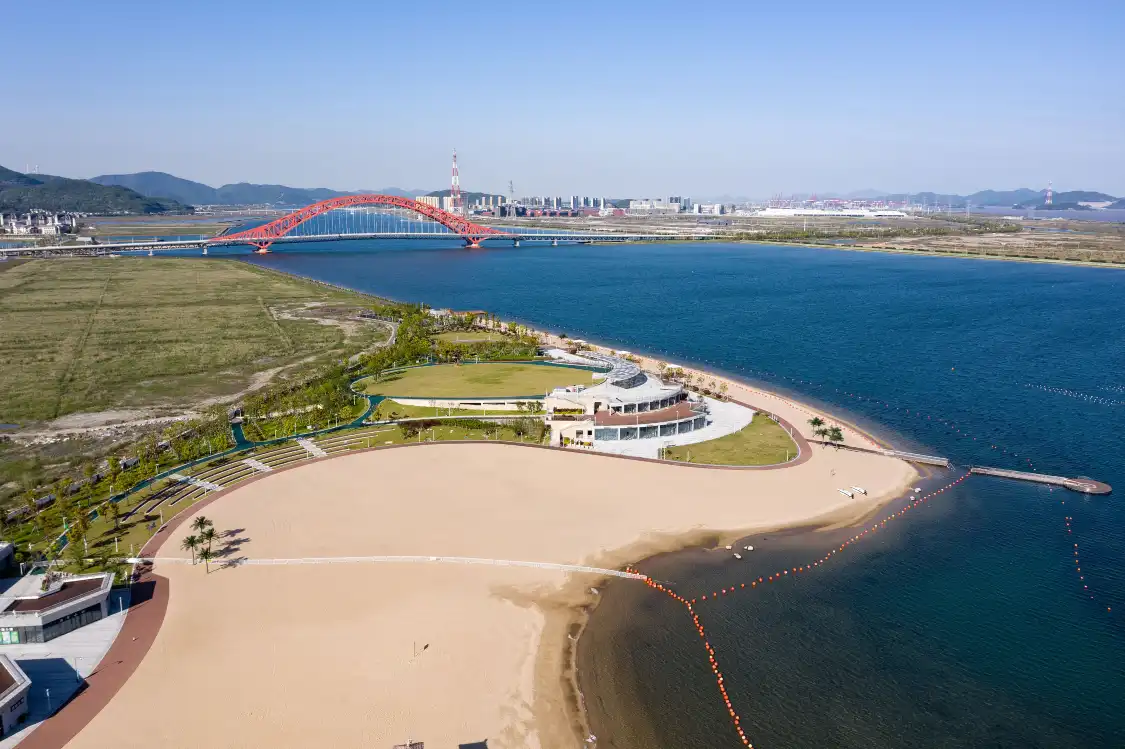 Hotels near Beilun Beach