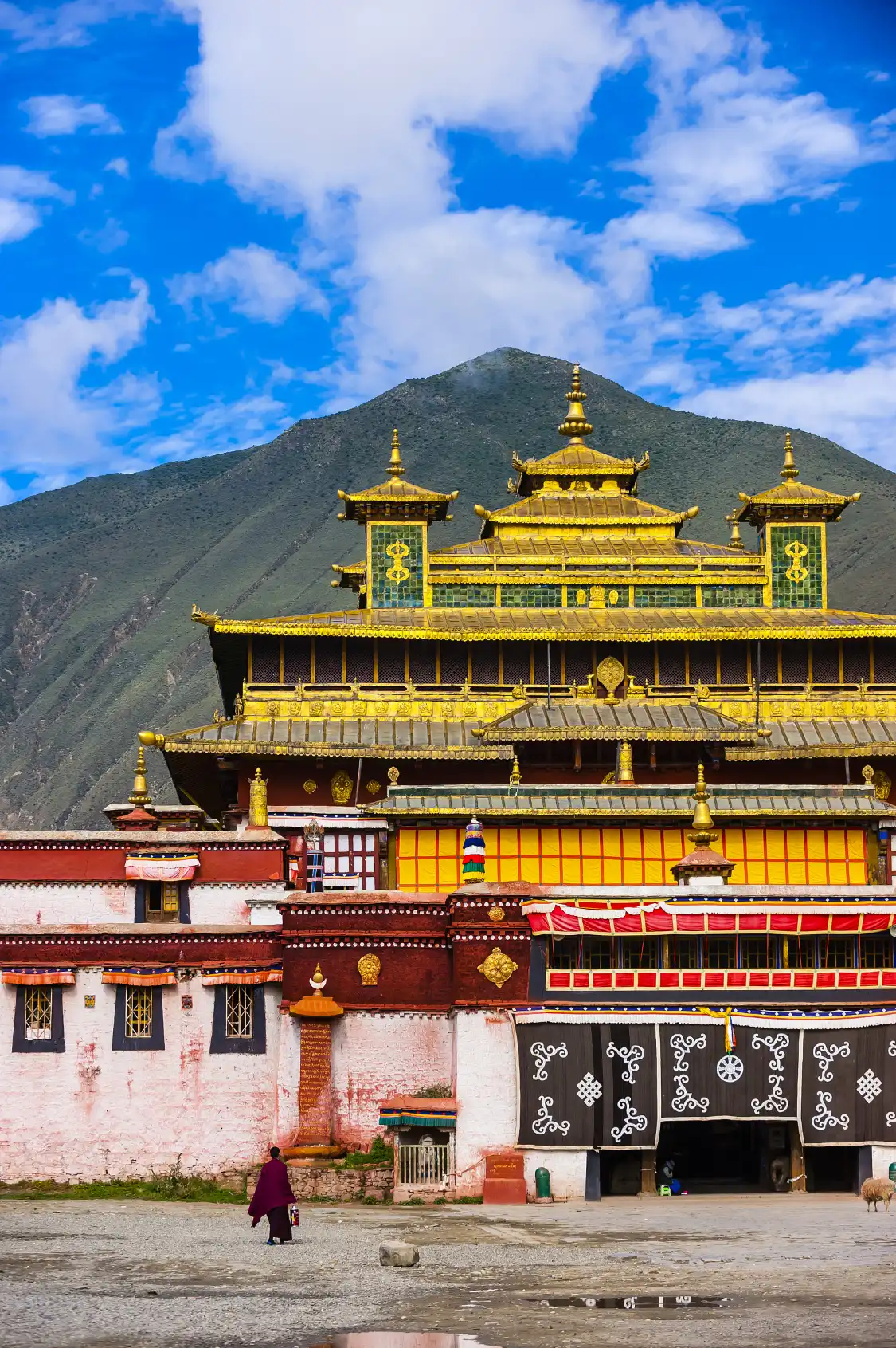 Hotels near Samye Monastery