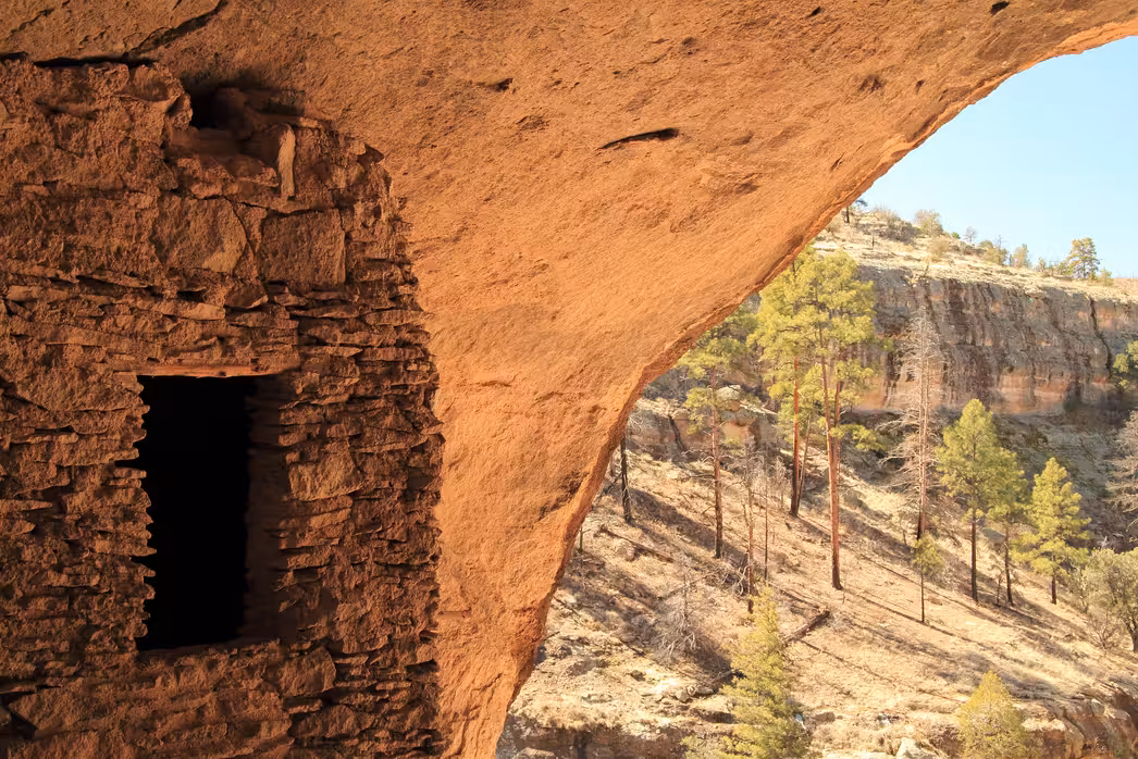 ${{cityDName}} to Deming Flights