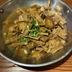 庐山瓦的美食音乐酒馆 User Photo