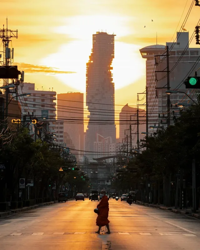 ชวนดูพลุปีใหม่สุดปังที่ มหานคร สกายวอลค์