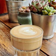 乌鲁木齐县大山小舍民宿·大山咖啡(BAR) User Photo