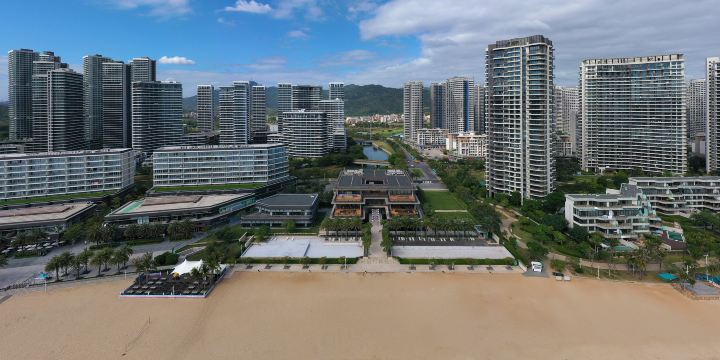 Park Lane Harbour Beach