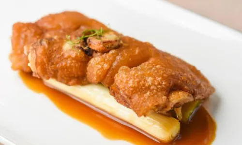 HOWARD'S GOURMET·CHIU by Howard