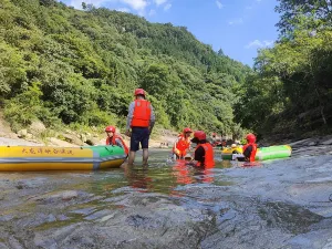 Wanfoshan Dalongtan Canyon Rafting