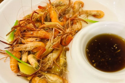 XIAO XIAO YUE HE LOU