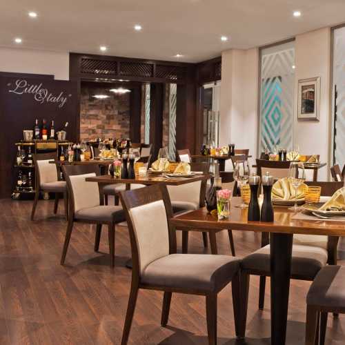 Little Italy Holiday inn restaurant