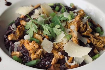 Tangor Restaurant Bar & Lounge