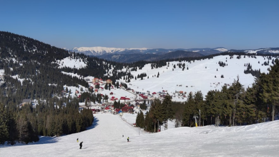 Vârtop Ski Slope