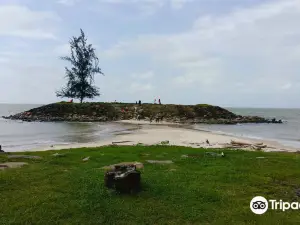 Pantai Tanjung Batu Bintulu