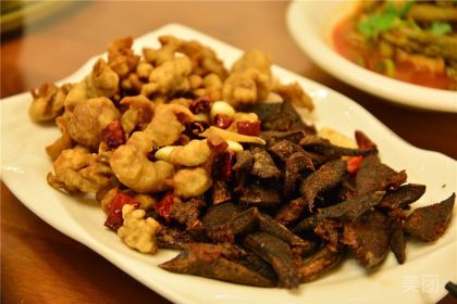 澜沧拉祜土锅鸡餐馆