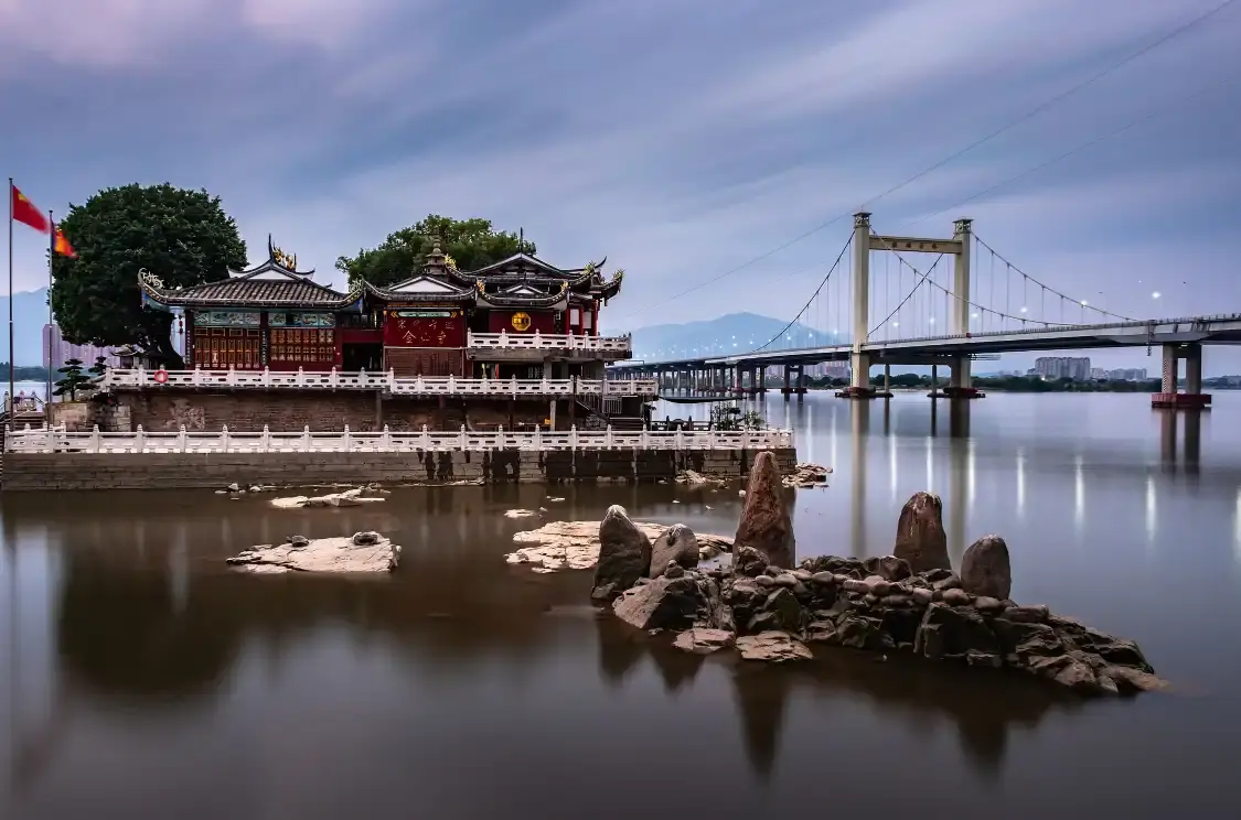 금산사(진산쓰) 주변 호텔