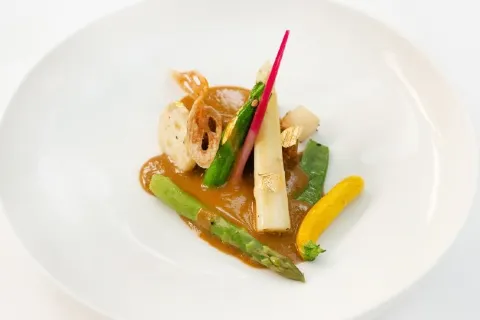 INDIAN ACCENT