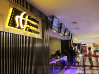 Summit USJ