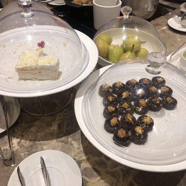 沙田凱悅酒店 | 嘉賓軒黃昏雞尾酒 沙田凱悅酒店 | 嘉賓軒黃昏雞尾酒