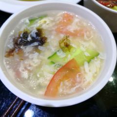 BAI KONG QUE DAI WANG FU CU LIANG YAN User Photo