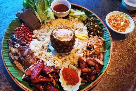 简朴寨傣味餐厅