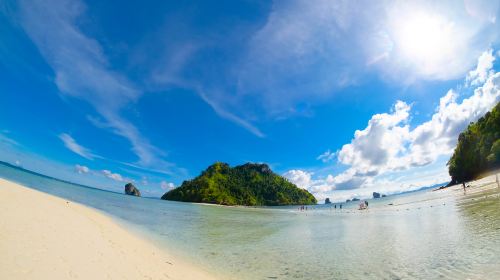 Tanjung Rhu Beach