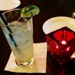 Metropolitan Grill 여행 사진