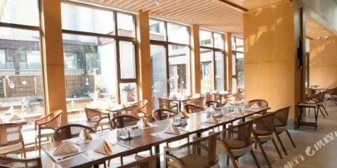 洪雅岷江東湖·瓦屋山居度假飯店餐廳