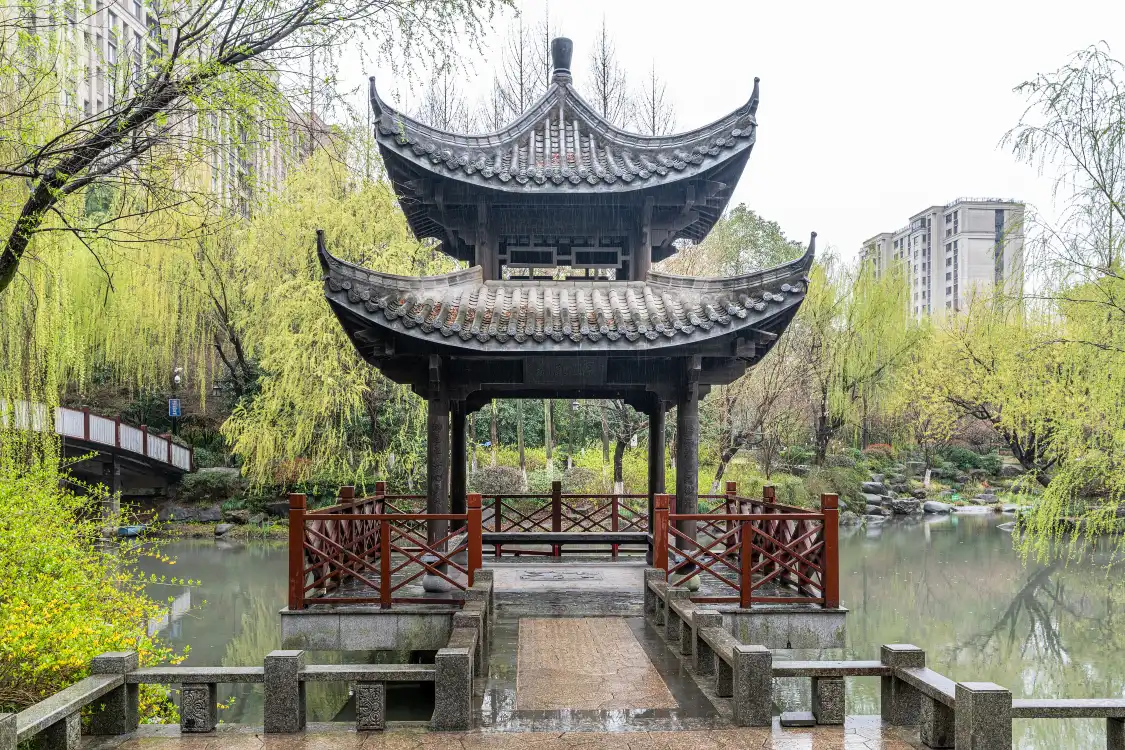 Hotels near Caozhuang Park