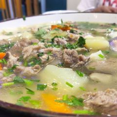 谜城特色羊排揪片子手抓肉 User Photo