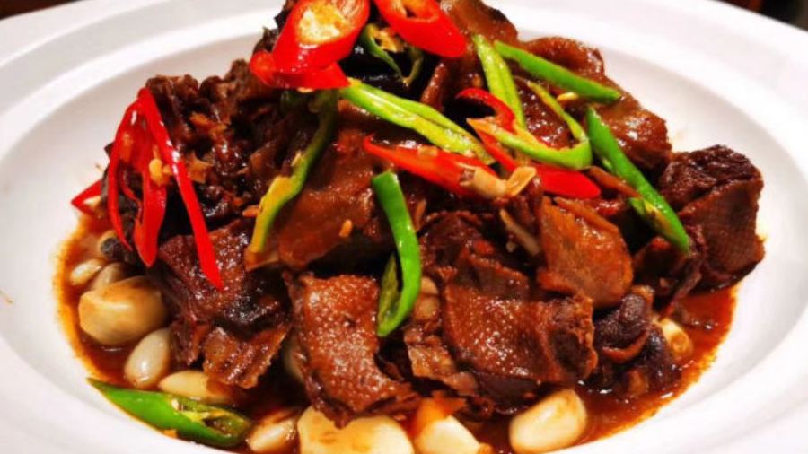 Pi yun bai bian hui cuisine Restaurant