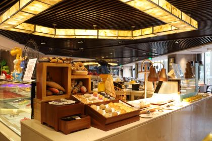 惠州翡翠山華美達酒店·紅咖啡西餐廳