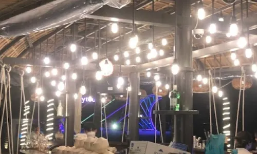 Maia beach bar Da Nang
