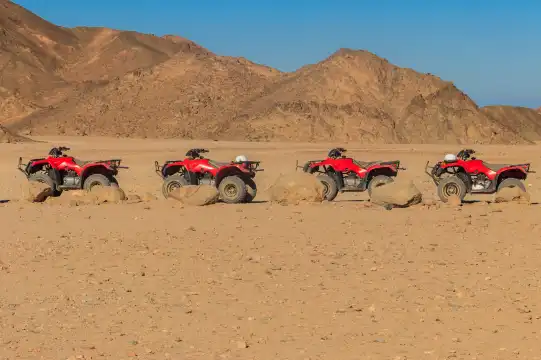 鄰近沙漠探險的酒店