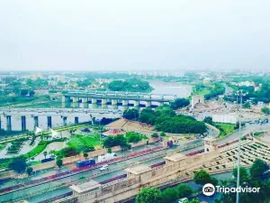 Gomti Riverfront Park