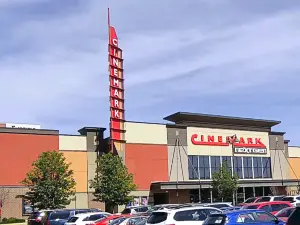 Cinemark North Hills and XD