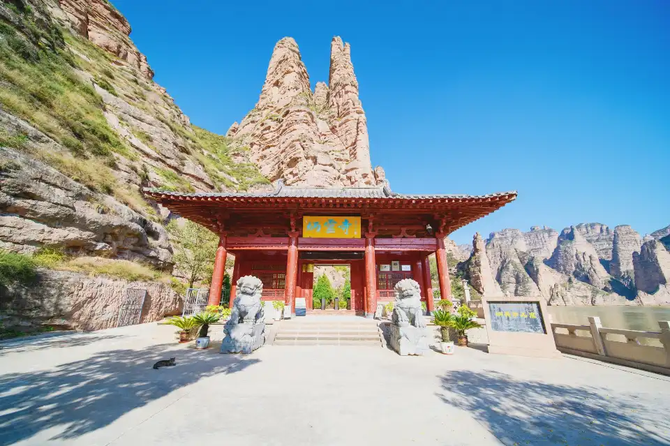 1_Bingling Temple World Cultural Heritage Tourist Area