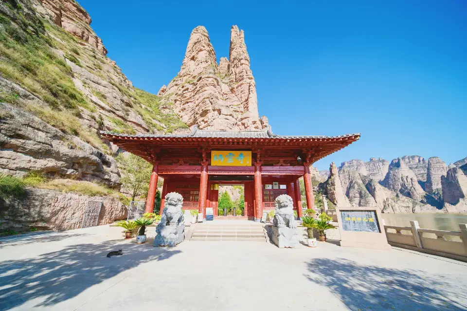 1_Bingling Temple World Cultural Heritage Tourist Area