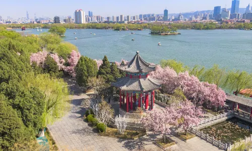 Jinan Lake Cruise in Jinan