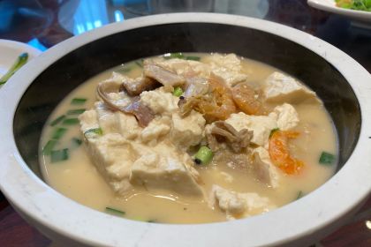 健眺小海鲜(临海后山店)