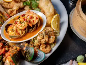 FINZ Seafood & Grill