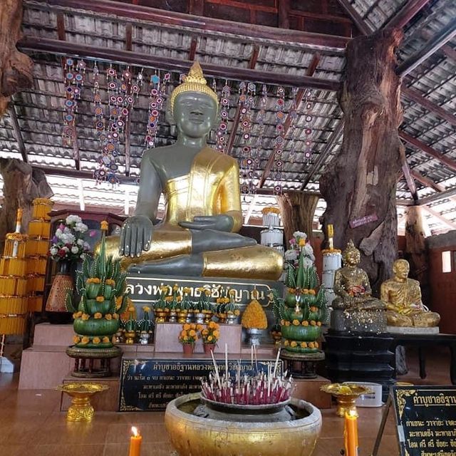 วัดสวยเมืองอีสาน