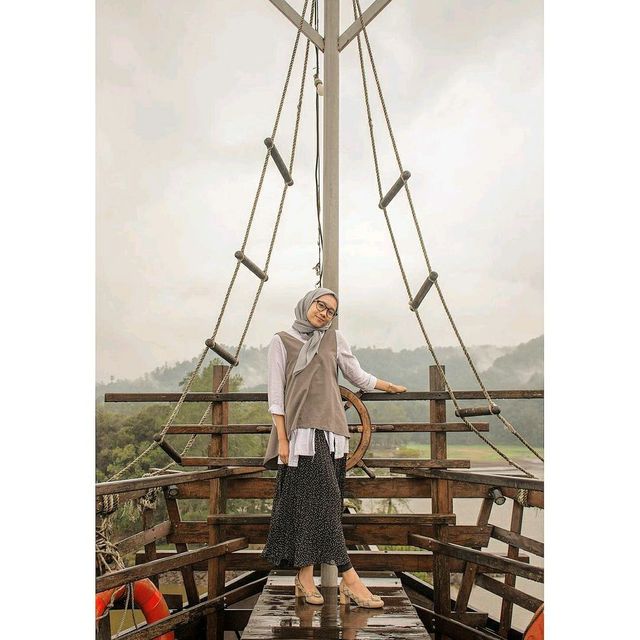 Pinisi Resto Lembang
