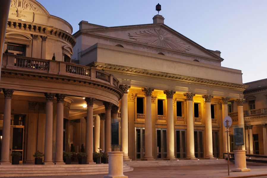 San Sebastian to Montevideo Flights