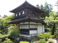 落ち着いた雰囲気の「銀閣寺」