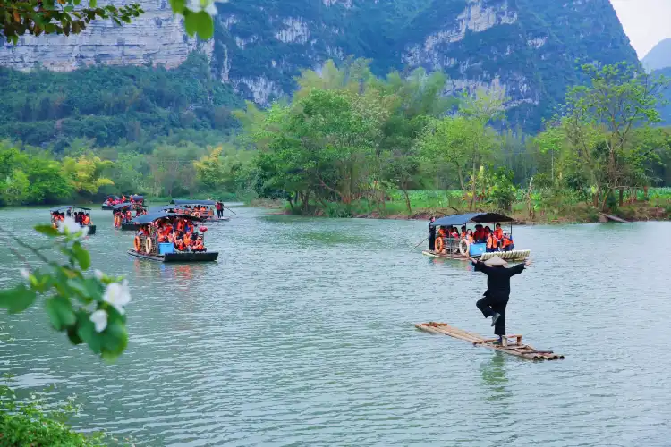 Hotels near Mingshi Rural