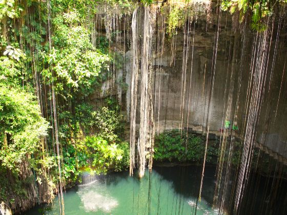 Cenote Ik kil