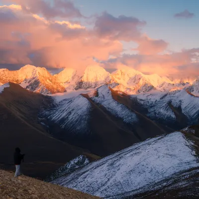 Flug Kangding Lhasa