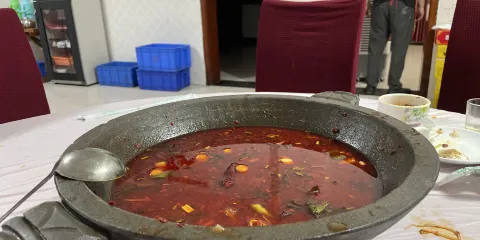 成渝家常菜特色石鍋魚