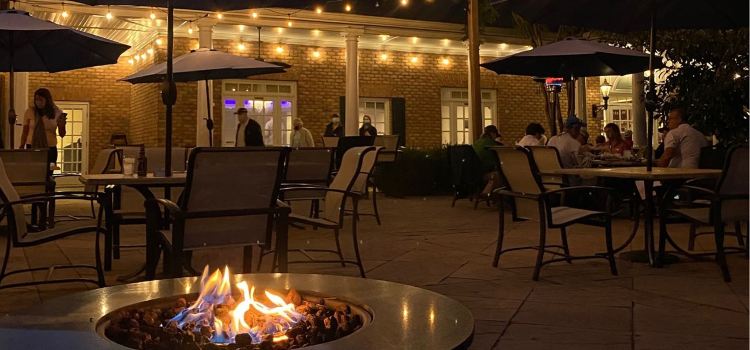 Swan Point - The Point Grill